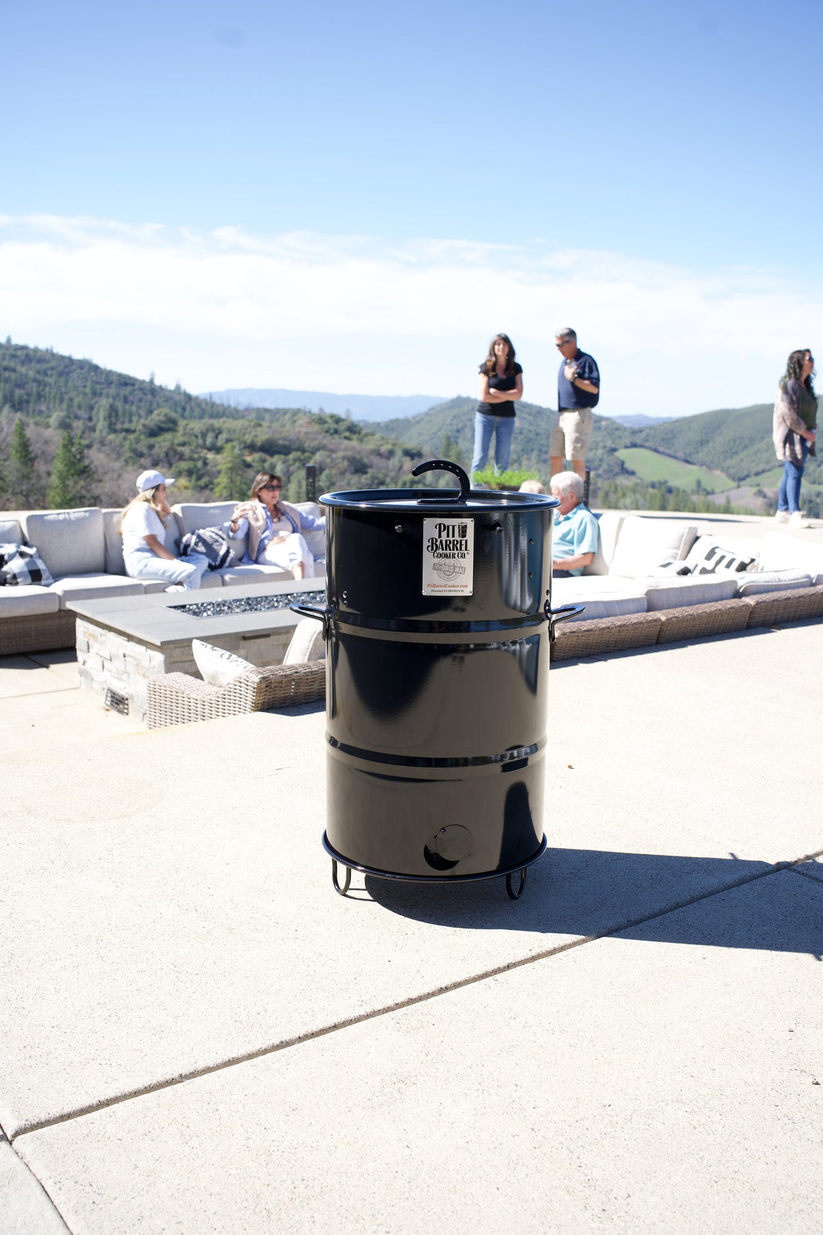 18.5" Classic Pit Barrel® Cooker