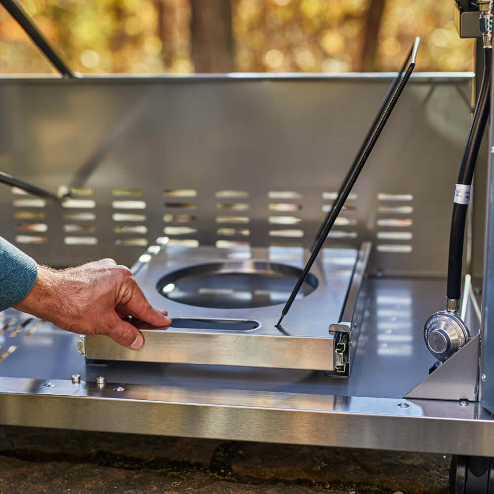 Denali 605Pro | Stainless Smart Propane Gas Grill
